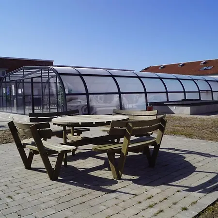 Seppe - 500m From The Sea By Interhome